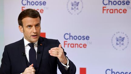 Emmanuel Macron accueillera lundi plusieurs centaines de chefs d'entreprise à Versailles pour le sommet Choose France.  Photo illustrative.  (LUDOVIC MARIN / PISCINE / AFP)