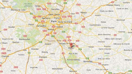 Un adolescent d&eacute;guis&eacute; en militaire pour Mardi gras a &eacute;t&eacute; contr&ocirc;l&eacute; par la police le 4 mars 2014 &agrave; Melun (Seine-et-Marne). ( GOOGLE MAPS / FRANCETV INFO )