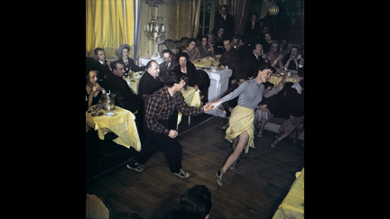 Les Rats de cave de Saint Germain des Prés - Paris - 1949
 (Willy Rizzo / Studio Willy Rizzo )