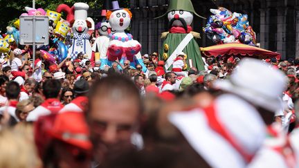 Des festivaliers lors de la 79e édition des Fêtes de Bayonne, le 2 août 2015. (IROZ GAIZKA / AFP)