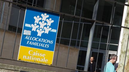 Une&nbsp;Caisse d'allocations familiales à Paris, le 27 février 2019.&nbsp; (RICCARDO MILANI / HANS LUCAS / AFP)