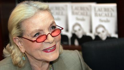 L'actrice am&eacute;ricaine Lauren Bacall, le 7 mai 2005, &agrave; Paris.&nbsp; (PIERRE ANDRIEU / AFP)