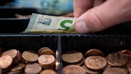 Consommation : l'inflation est au plus haut, la croissance n'augmente pas