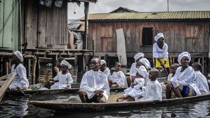 Mais la péninsule de Lekki, où se situe le bidonville, est devenue la nouvelle zone à urbaniser de Lagos. Chaque année, elle se gonfle de 72.000 habitants de plus. Les pauvres n’ont plus leur place près de ces résidences luxueuses. (AFP)