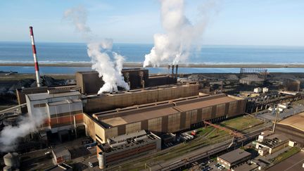 Le site de Dunkerque d'ArcelorMittal, dans le Nord, le 10 février 2022. (PIERRE BEAUVILLAIN / AFP)