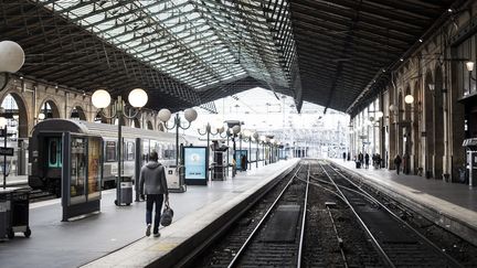 Un quai vide à la gare du Nord, à Paris, lundi 2 avril 2018. (MAXPPP)