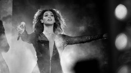 Beyonc&eacute; donne un concert&nbsp;avec son &eacute;poux Jay-Z&nbsp;&agrave; Cincinnati (Etats-Unis),&nbsp;le 28 juin 2014. (ROBIN HARPER / AP / SIPA)