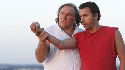 Gérard Depardieu et Atmen Kélif dans "Les invincibles"
 (Roger Arpajou / 2013 - EUROPACORP – CHIC FILMS – ORANGE STUDIO – J.F. FILMS – CN2 PRODUCTION)