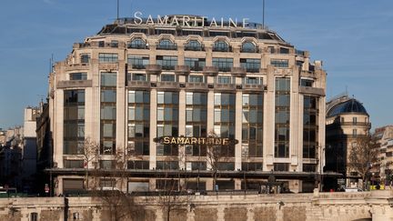 Le grand magasin de La Samaritaine, face au Pont Neuf à Paris.
 (Michel Setboun / Photononstop / AFP)