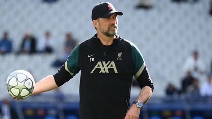 Jürgen Klopp lors de l'entraînement de Liverpool au stade de France, le 27 mai (FRANCK FIFE / AFP)