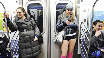 Vous avez pris le m&eacute;tro ce dimanche? Vous aviez un pantalon ou une jupe ? Et bien vous aviez tout faux ! (ANTHONY BEHAR / SIPA)