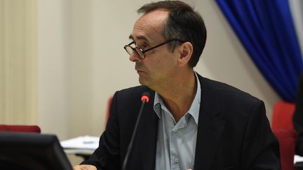 Robert Ménard lors d'un conseil municipal organisé à Béziers (Hérault), le 18 octobre 2016. (SYLVAIN THOMAS / AFP)