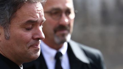 Laurent Tapie, fils de Bernard Tapie, lors d'un rassemblement en l'honneur de l'homme d'affaire à Paris le 6 octobre 2021. (THOMAS COEX / AFP)