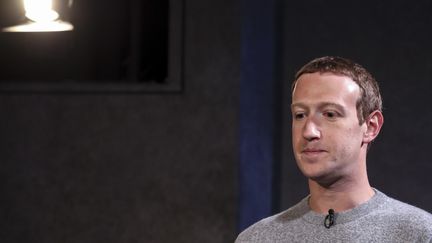 Le PDG de Facebook, Mark Zuckerberg, lors d'une conférence de presse à New York (Etats-Unis), le 25 octobre 2019. (DREW ANGERER / GETTY IMAGES NORTH AMERICA / AFP)