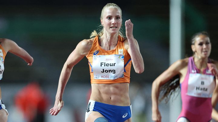 Fleur Jong lors de la finale du 100 m catégorie T64 des championnats du monde de para-athlétisme à Kobe, le 21 mai 2024. (MAMI NAGAOKI / YOMIURI)