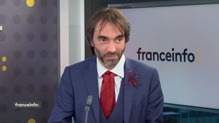 Cédric Villani, invité du 18.50 franceinfo: (CAPTURE ECRAN / FRANCEINFO)