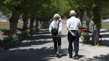 Selon un sondage CSA publi&eacute; le 5 juillet 2013,&nbsp;53% des Fran&ccedil;ais sont pr&ecirc;ts &agrave; cotiser 43 ans pour "garantir le financement du syst&egrave;me de retraite par r&eacute;partition". (FLICKR RF / GETTY IMAGES)