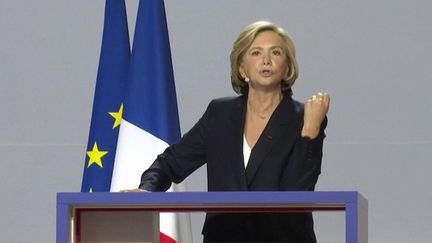 Présidentielle 2022 : Valérie Pécresse en "femme française indomptable" à son meeting (FRANCEINFO)