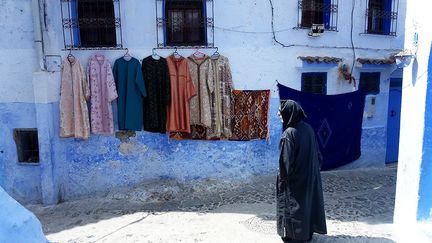 «la ville sainte du Maroc», en raison de son important patrimoine religieux: 20 mosquées et oratoires, 11 zawiyas et 17 mausolées. La Grande Mosquée, en plus de la célébration des cultes, est chargée de l’enseignement des sciences humaines et islamiques aux étudiants venus de tout le pays. (Emily Irving-Swify  /AFP)