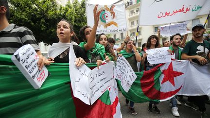 Manifestation d'étudiants à Alger,&nbsp;le 2 juillet 2019.&nbsp; (BILLAL BENSALEM / NURPHOTO)