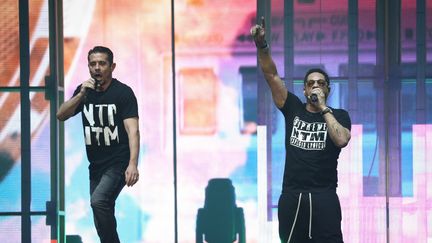 Kool Shen et Joey Starr du Suprême NTM, en concert à l'AccorHotel Arena en mars 2018.
 (Frédéric Dugit/ Photo Le Parisien / MaxPPP)