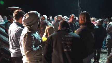 La colère des agriculteurs ne faiblit pas et le mouvement, qui était, au départ, circonscrit à l’Occitanie et au Bassin Aquitain, s’étend. Des nouvelles actions sont prévues partout en France mercredi 24 janvier. (France 3)