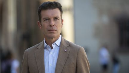 Rejeté au profit de Manuel Valls, Stéphane Vojetta, député sortant et candidat dissident incarne de nouveau les espoirs d'En marche après la défaite du candidat investi&nbsp;dès le premier tour des législatives. (PIERRE-PHILIPPE MARCOU / AFP)