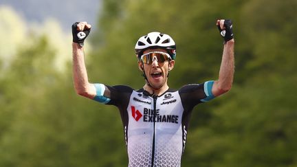 Simon Yates a remporté la 19e étape du Giro.&nbsp; (LUCA BETTINI / AFP)