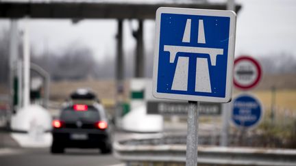 Vinci, comme toutes&nbsp;sociétés d’autoroutes, a vocation à demander le paiement d’une prestation tarifée fixée par décret (photo d'illustration). (VINCENT ISORE / MAXPPP)