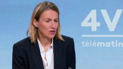 La ministre du Travail et de l'Emploi, Astrid Panosyan-Bouvet, lors de son interview aux "4 Vérités", sur France 2, le 17 octobre 2024. (France 2)