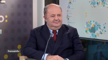 Richard Viel, directeur général de Bouygues Telecom, le 30 novembre sur franceinfo. (FRANCEINFO / RADIO FRANCE)