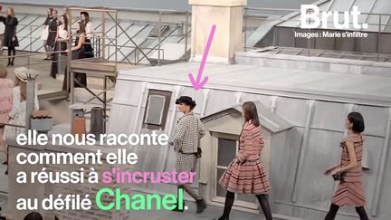 Elle s'est incrustée parmi les top-modèles sur le podium du défilé Chanel avant de se faire écarter par Gigi Hadid en personne. Brut a rencontré Marie S'infiltre. Elle raconte.