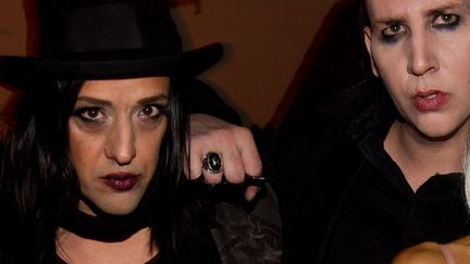 Le bassiste Jeordie White et Marilyn Manson (2011)
 (Christopher Polk / GETTY IMAGES NORTH AMERICA / AFP)