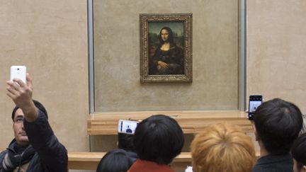 La "Joconde" au Louvre, qui présentera à l'automne 2019 une grande exposition Léonard de Vinci, à l'occasion du 500e anniversaire de sa mort.
 (Fredrik Sansberg / TT News Agency / AFP)