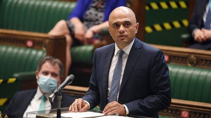 Le ministre de la Santé britannique, Sajid Javid, au Parlement à Londres (Royaume-Uni), le 28 juin 2021. (JESSICA TAYLOR / AFP)