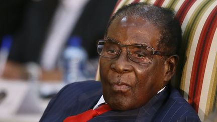 L'ancien président du Zimbabwe, Robert Mugabe, le 3 octobre 2017 à Pretoria (Afrique du Sud).&nbsp; (PHILL MAGAKOE / AFP)