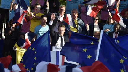 Emmanuel Macron lors d'un meeting de campagne à Albi (Tarn), le 4 mai 2017. (PASCAL PAVANI / AFP)