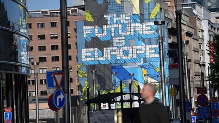 "Le futur c'est l'Europe", tagué près des insititutions européennes à Bruxelles, le 14 mai 2019. (EMMANUEL DUNAND / AFP)