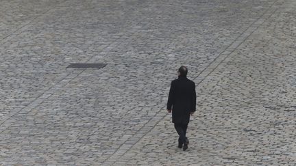  (François Hollande aux Invalides, le 27 novembre. © Eric Dessons/JDD/Sipa)