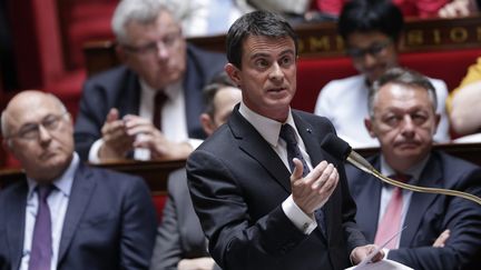 Le Premier minsitre Manuel Valls s'exprime le 7 juin 2016 à l'Assemblée nationale, à Paris. (THOMAS SAMSON / AFP)