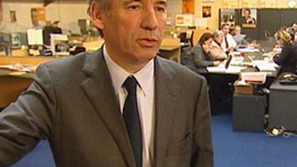 François Bayrou, président du MoDem, le 30/11/07 (Fr3-12/13)