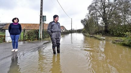 Des Inondations en cours dans le village d'Hesdigneul-les-Boulogne (Pas-de-Calais), le 6 novembre 2023. (SEBASTIEN JARRY / MAXPPP)