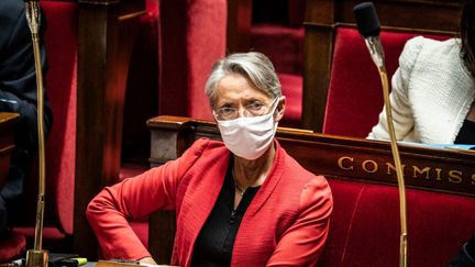 La ministre du Travail, Elisabeth Borne, le 16 février 2021. (XOSE BOUZAS / HANS LUCAS / AFP)