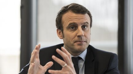 Caricature d'Emmanuel Macron : les excuses du parti Les Républicains