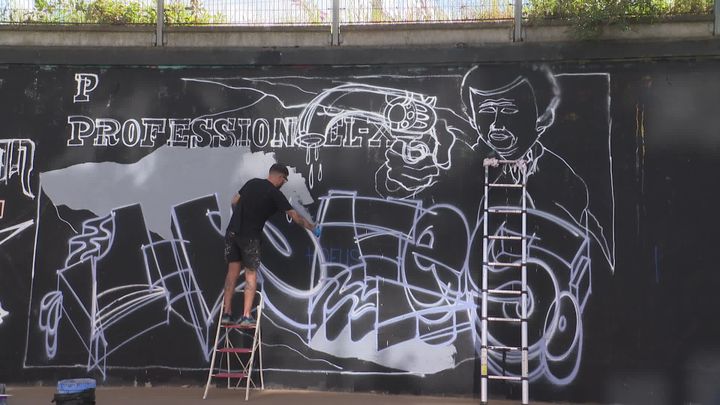 L'hommage du graffeur breton Hofs à Jean-Paul Belmondo. (France 3 Bretagne)