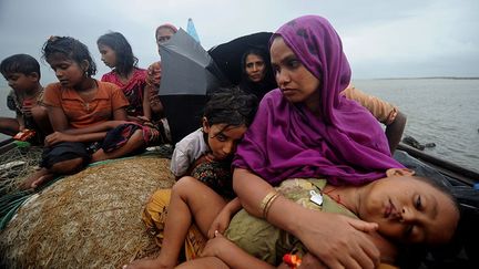 La seconde récompense a été décernée aux Human Rights Press Awards, à Hong Kong, où il a reçu le premier prix ex æquo dans la catégorie «Photojournalism Feature».
Voir le reportage (Munir uz Zaman)