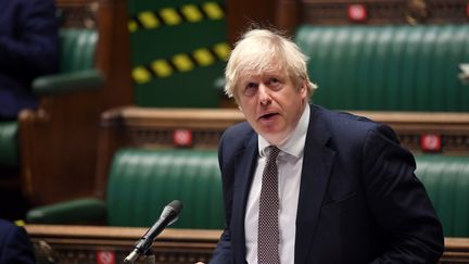 Le Premier ministre Boris Johnson à la Chambre des communes, le 13 janvier 2021, à Londres. (JESSICA TAYLOR / AFP)