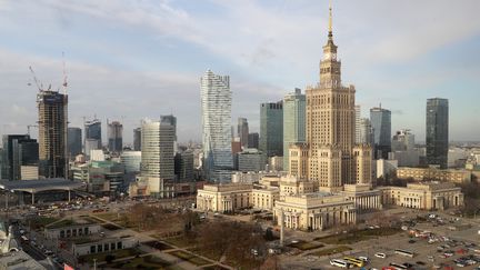 Vue de Varsovie, en Pologne, en février 2020. (LUDOVIC MARIN / AFP)