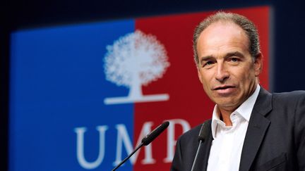 Le pr&eacute;sident de l'UMP, Jean-Fran&ccedil;ois Cop&eacute;, le 8 septembre 2013 &agrave; l'universit&eacute; d'&eacute;t&eacute; du parti au Touquet (Pas-de-Calais). (PHILIPPE HUGUEN / AFP)