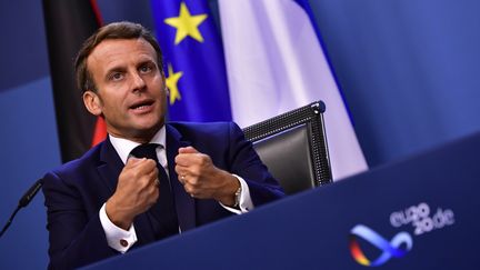 Le président de la République Emmanuel Macron, mardi 21 juillet 2020 à Bruxelles (Belgique). (JOHN THYS / AFP)